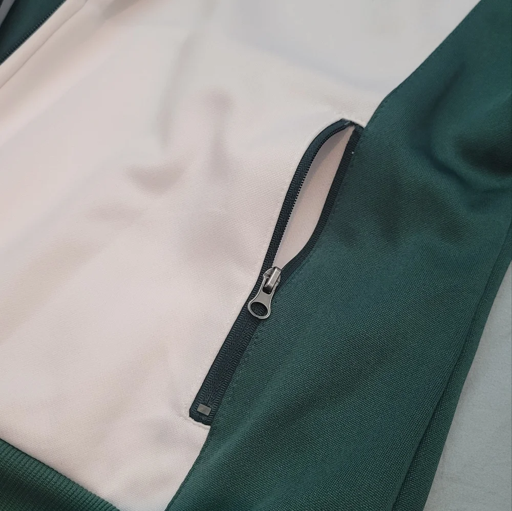 Green Bay Packers Jacket - Picture 4 of 7